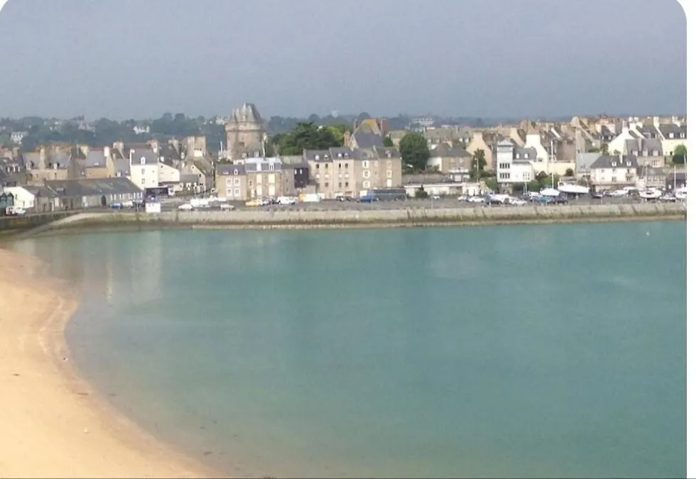 Appartement Nid De Corsaire, Vue Mer & Acces Plage Saint-Malo